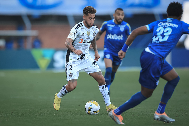 Guga durante partida entre Avaí 1 x 0 Atlético, no Brasileirão. Pedro Souza / Atlético