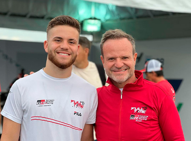 Filho de Rubinho Barrichello estreia na Fórmula 4 e se inspira no pai