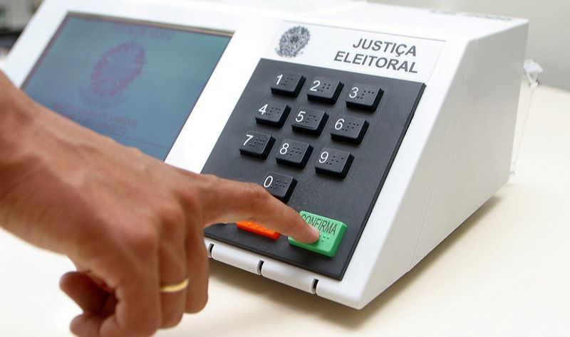 Falso apontamento de problemas nas urnas será considerado crime eleitoral 