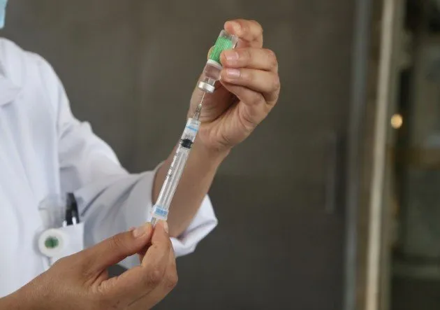 Prefeitura de São Paulo começa a vacinar contra a Covid-19 as pessoas com 27 anos nesta quarta