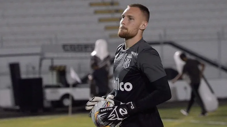 Luan deve ser o goleiro escolhido pela comissão técnica para enfrentar o Tombense.