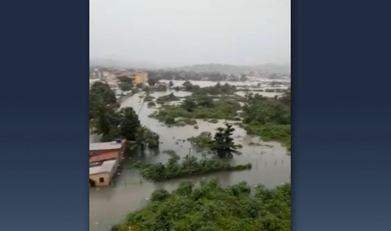 Governador de Pernambuco pede ajuda às forças armadas devido às fortes chuvas