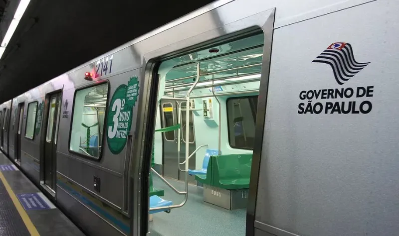 Governador assina decreto que desapropria imóveis para expandir Linha 2-Verde