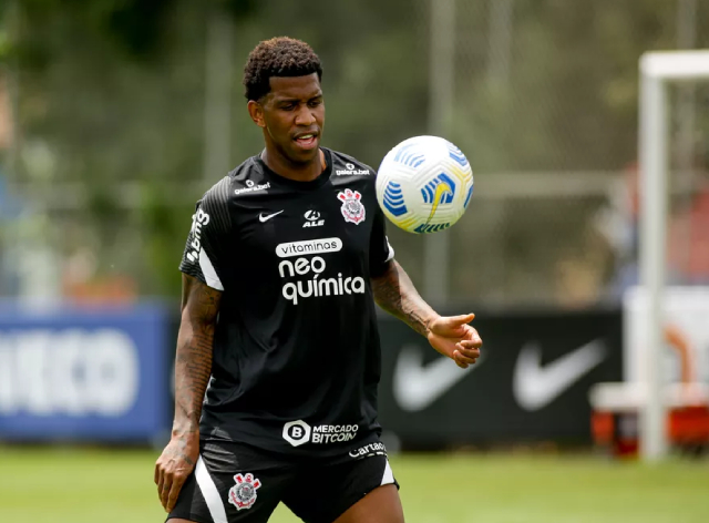 Gil valoriza classificação do Corinthians após semana conturbada do clube