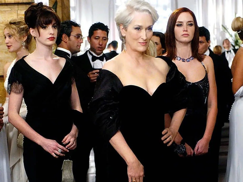 Anne Hathaway, Meryl Streep e Emily Blunt em cena de "O Diabo Veste Prada"