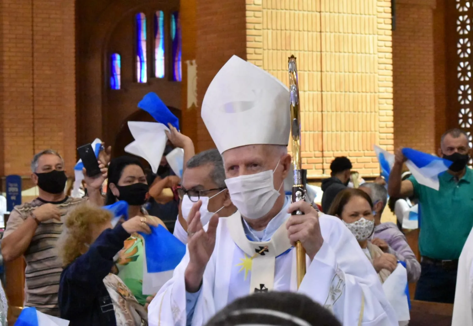 Dom Orlando Brandes, arcebispo de Aparecida conduziu a missa solene de 12 de outubro em Aparecida