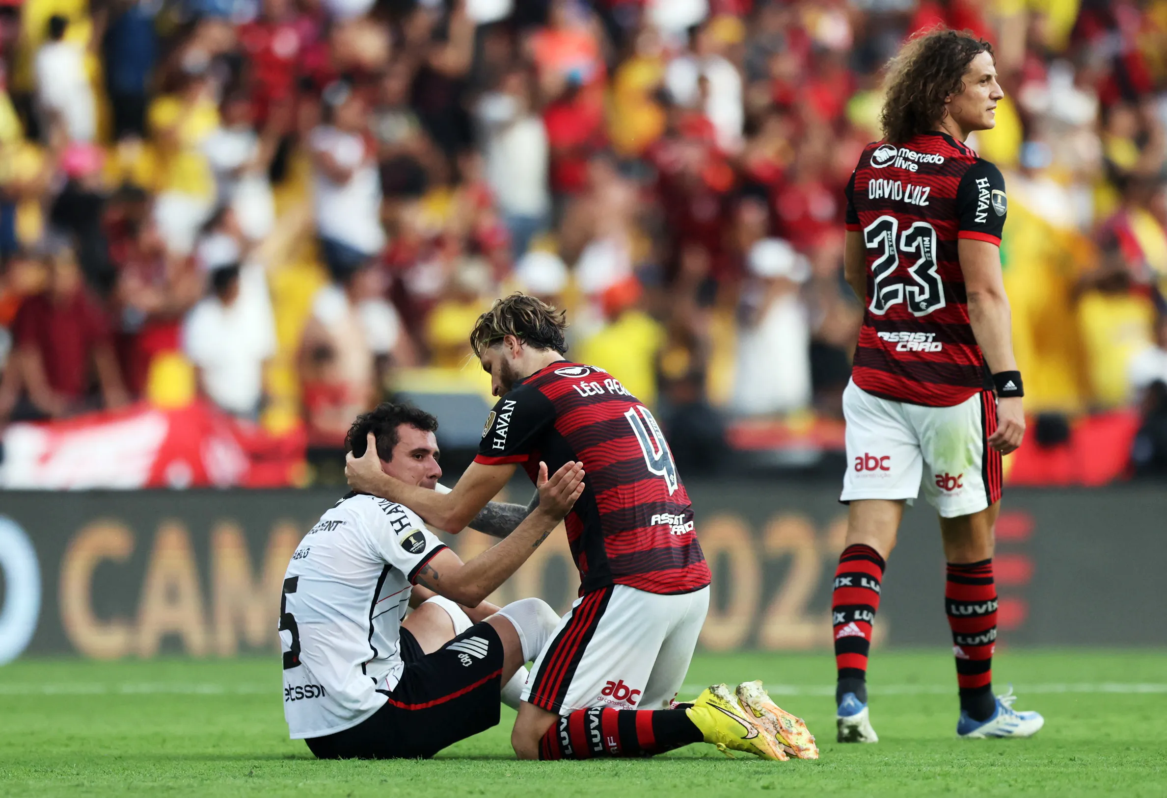 Flamengo é o 1º campeão a vencer todos os jogos das oitavas até a final -  29/10/2022 - UOL Esporte