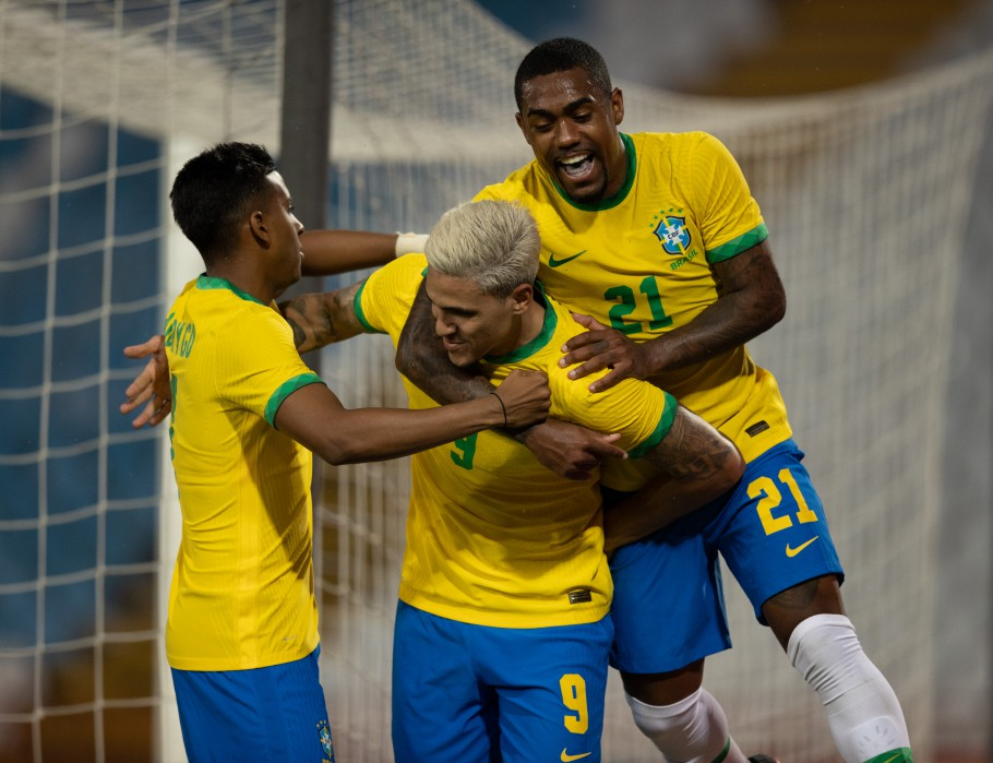 Pedro comemora gol pela seleção olímpica Ricardo Nogueira/CBF