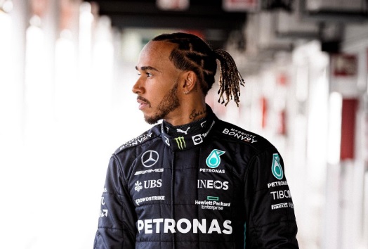 "Não vou continuar na F1 até estar esgotado", diz Lewis Hamilton