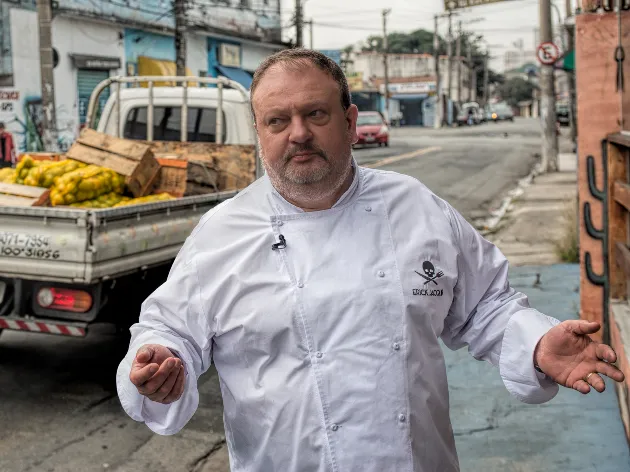 O francês Érick Jacquin apresenta o programa