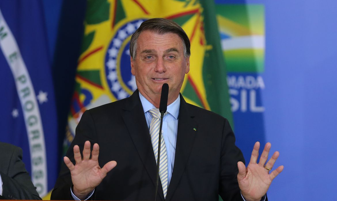 Eleições: Bolsonaro diz que aumentará número de convocados em concursos públicos Agência Brasil