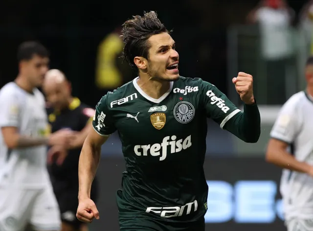Chico Garcia explica penalidade marcada para o Palmeiras