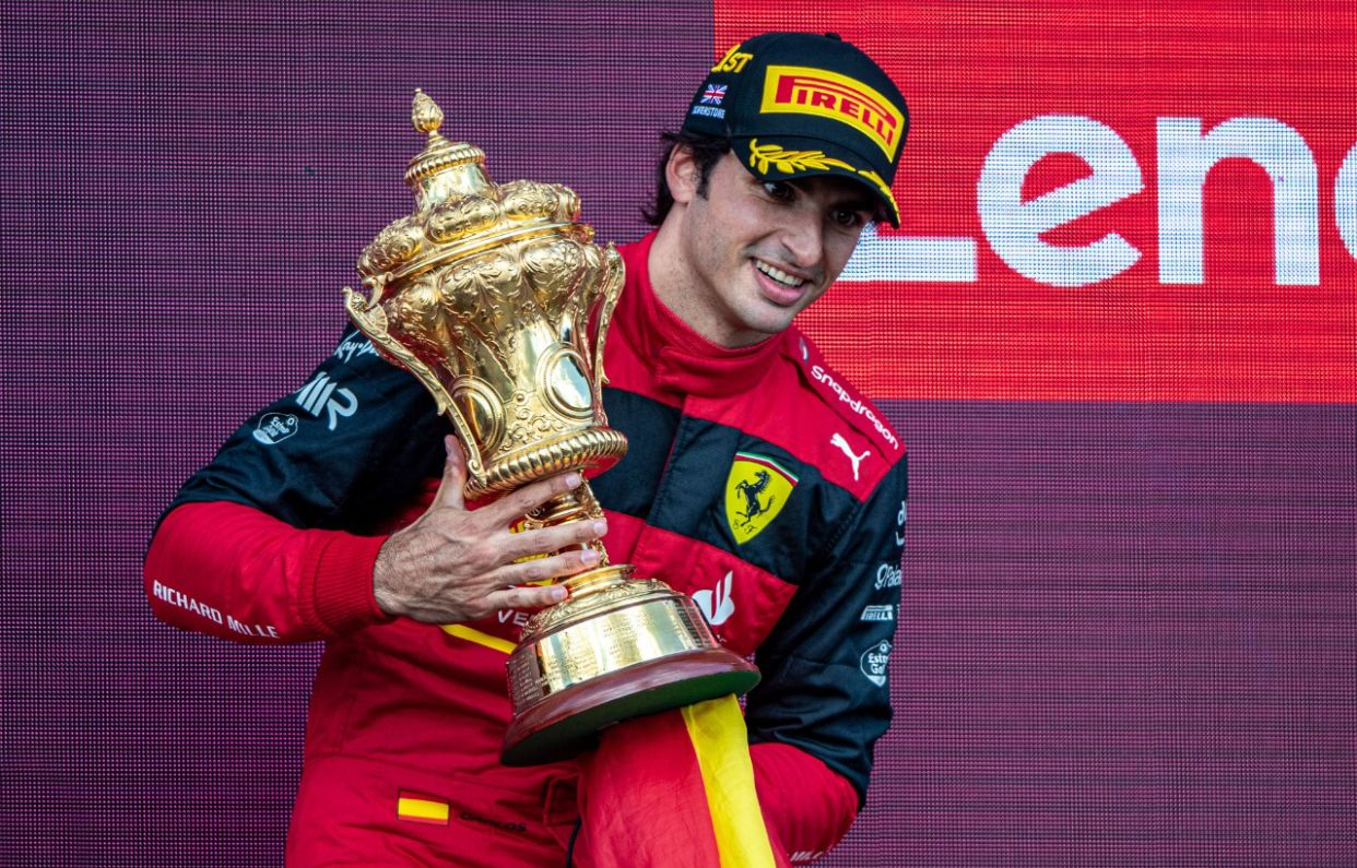 Após a primeira vitória de Carlos Sainz, o piloto alcançou 127 pontos no campeonato.