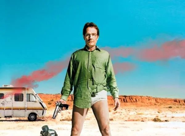 O ator Bryan Cranston protagoniza a série como o químico Walter White