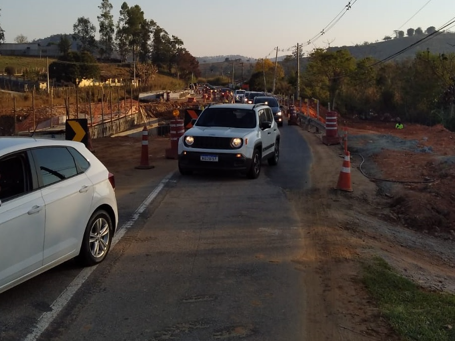 Congestionamento de 8 quilômetros sentido Ubatuba, trecho de Taubaté Divulgação / DER