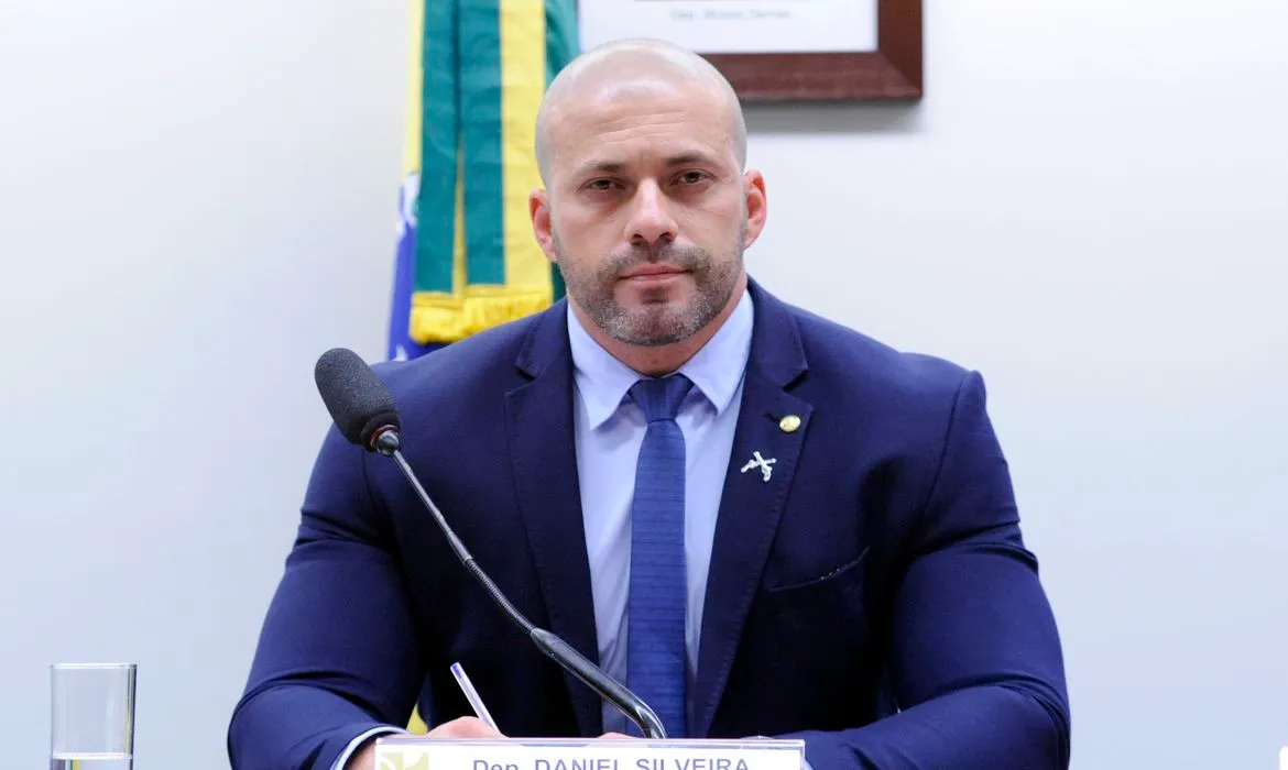 Daniel Silveira é deputado federal filiado ao PSL