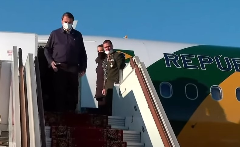 Bolsonaro foi aconselhado a não a fazer essas viagens, mas insistiu Foto: Reprodução/TV Brasil 