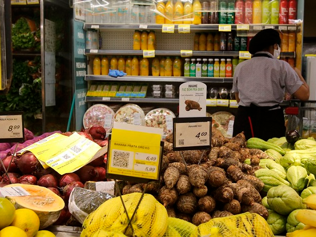 Só neste ano, o preço dos alimentos já subiu, em média, 15% Foto: Tânia Rêgo/Agência Brasil