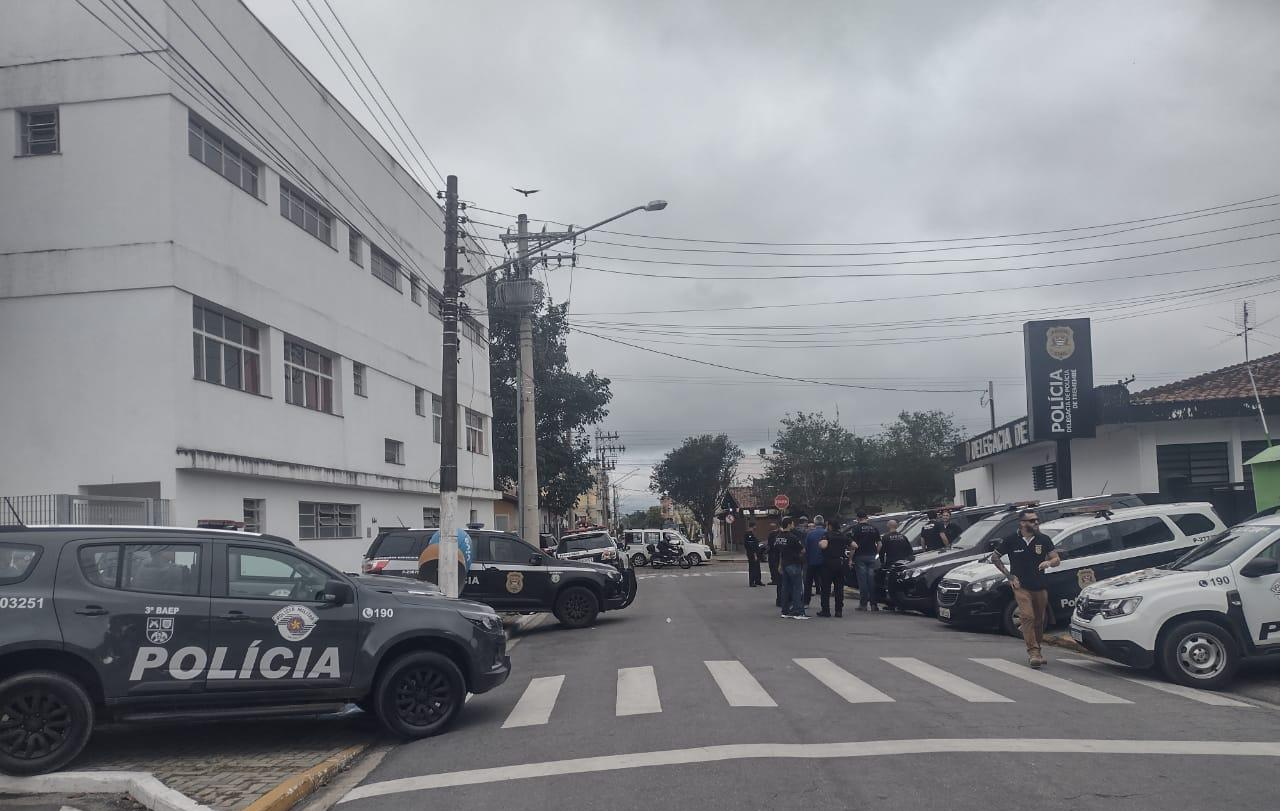 Polícia faz megaoperação contra o crime organizado em Tremembé  Vale Urgente/ TV Band Vale