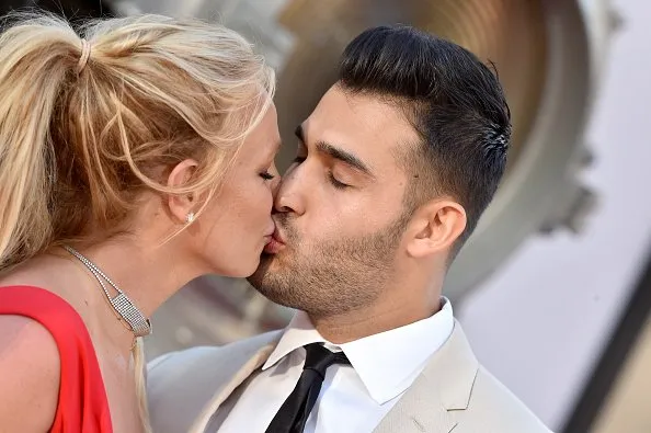 Britney Spears e Sam Asghari estão juntos desde 2016