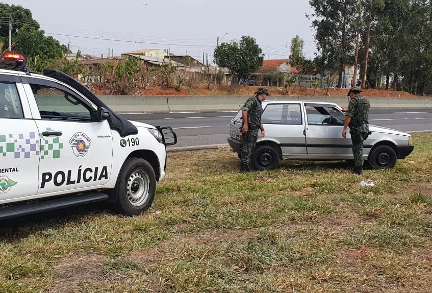 O veículo foi furtado na cidade de Bauru