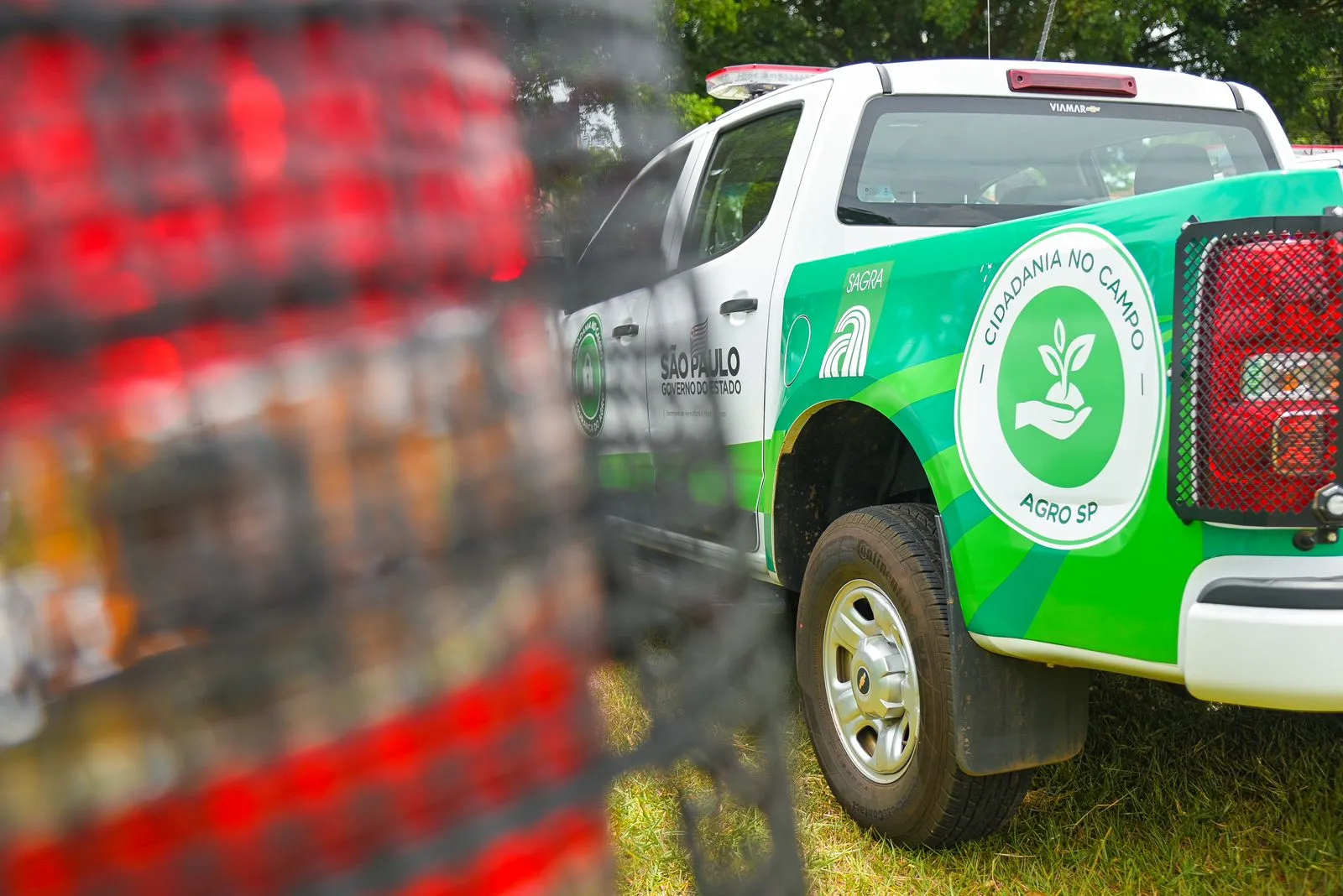 O município recebeu três camionetes