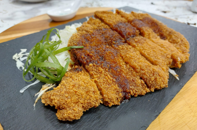 Milanesa de copa-lombo com molho oriental | Band Receitas