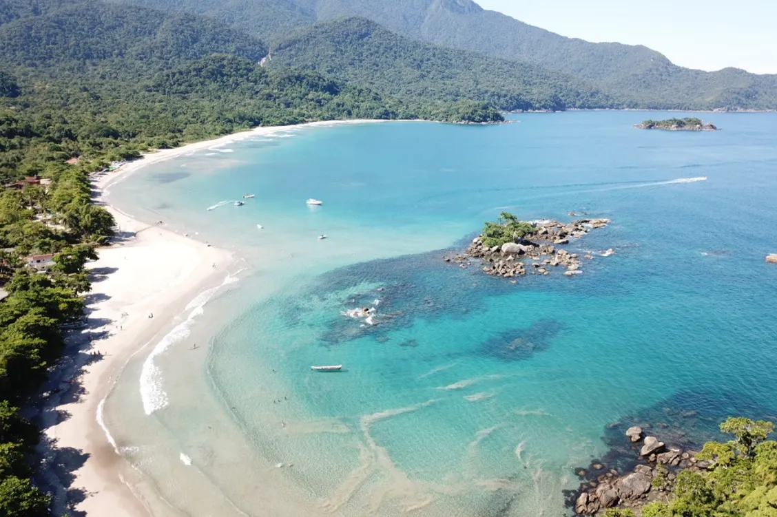 Verão em Ilhabela: cinco praias afastadas para curtir com tranquilidade