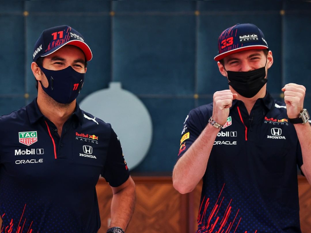 Pérez analisa temporada e exalta parceria com Verstappen: “Elevou meu nível"