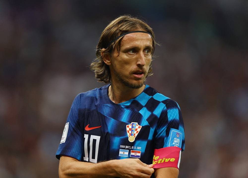 Croácia na Copa 2018: Árbitro da final, argentino foi jogador de basquete,  ator e socorrista - UOL Copa do Mundo 2018