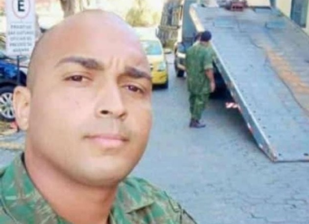 O militar Jonatan Serra, de 26 anos, foi atingido por um tiro no pescoço e não resistiu  Reprodução/Redes Sociais