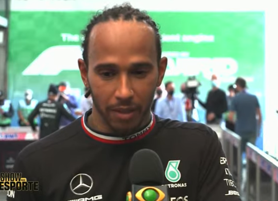 “Foi um privilégio repetir Senna”, diz Hamilton sobre bandeira do Brasil