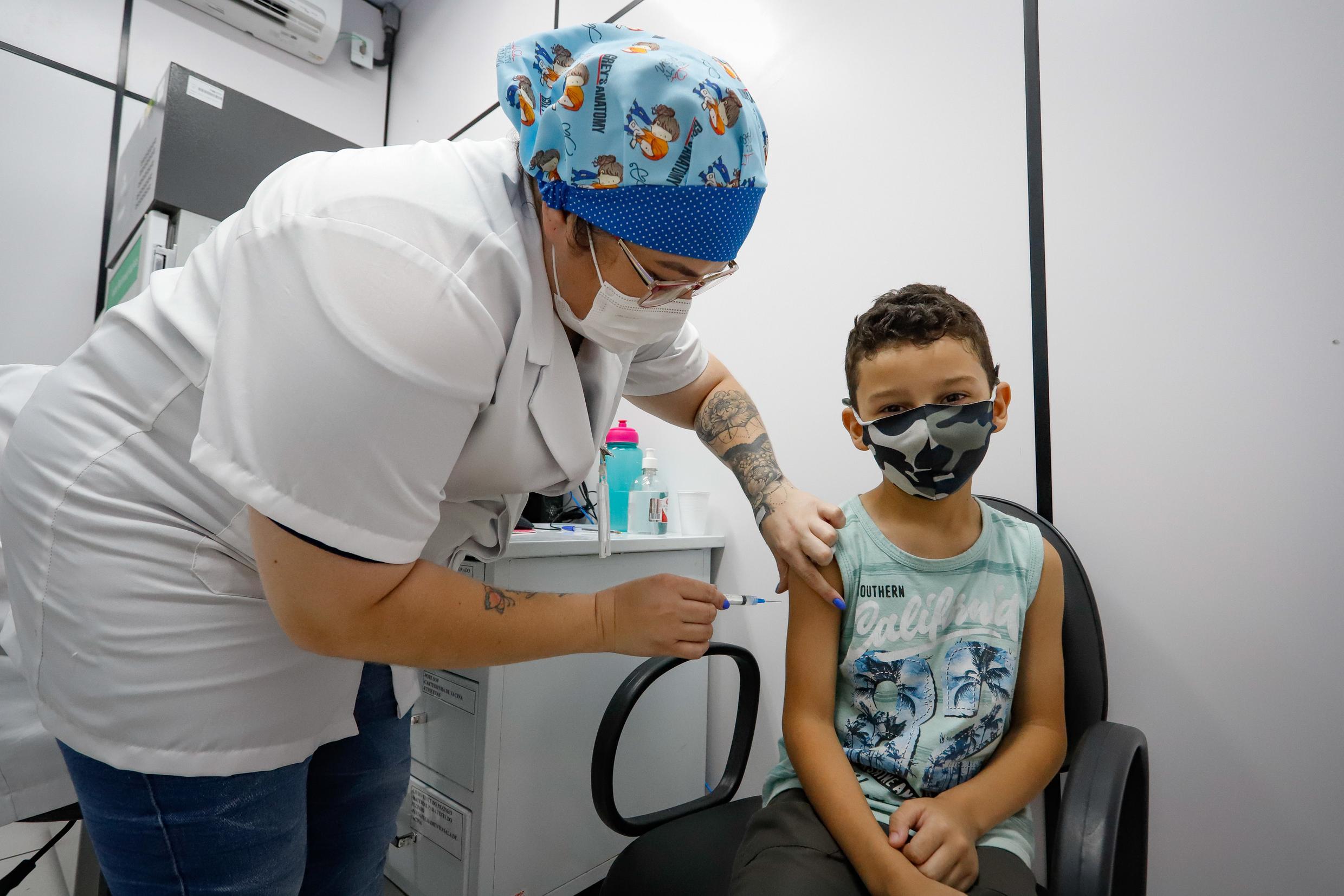 Calendário de vacinação infantil é retomado no Rio