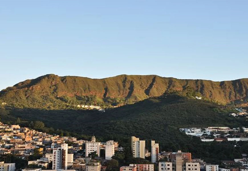 O movimento Tira o Pé da Minha Serra pretende realizar nova manifestação também no dia 5 Prefeitura de Belo Horizonte