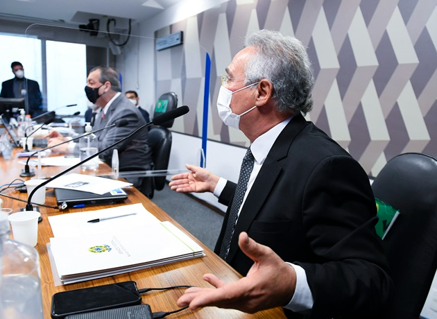 Bolsonaro aciona STF contra bloqueio e envio de dados à PGR Marcos Oliveira/Agência Senado