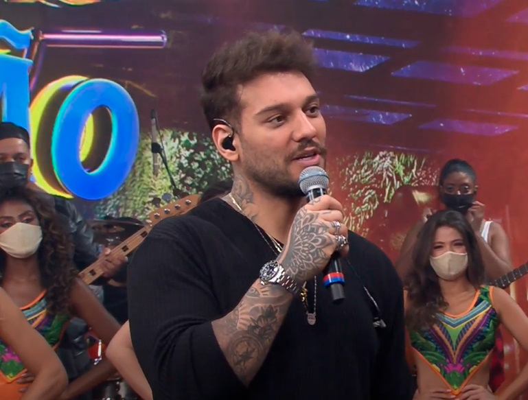 Lucas Lucco participou do Churrascão do Faustão Reprodução / Faustão Na Band 