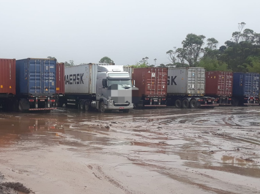 Paralisação de caminhoneiros afeta as operações no porto de Santos Foto: Reprodução/BandNews FM 