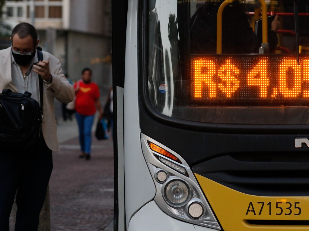 Segundo a Fetranspor, o poder público precisa ser protagonista Fernando Frazão/Agência Brasil