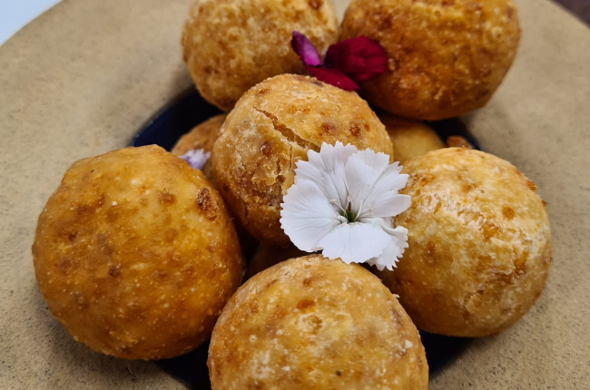 Biscoito de pão de queijo e pão de queijo frito | Band Receitas