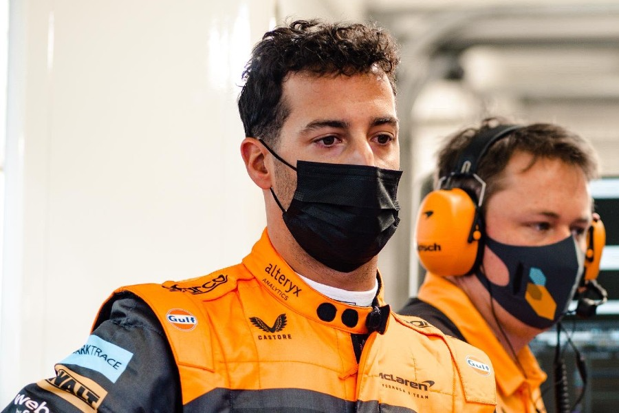 Australiano da McLaren foi baixa nos dois primeiros dias de testes da F1 McLaren F1/Divulgação