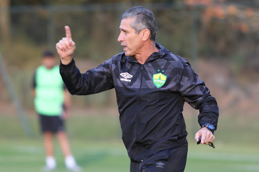 Técnico Jorginho Cuiabá Esporte Clube