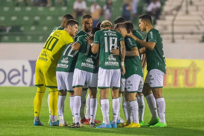 Atletas pendurados foram advertidos na vitória contra o Cruzeiro