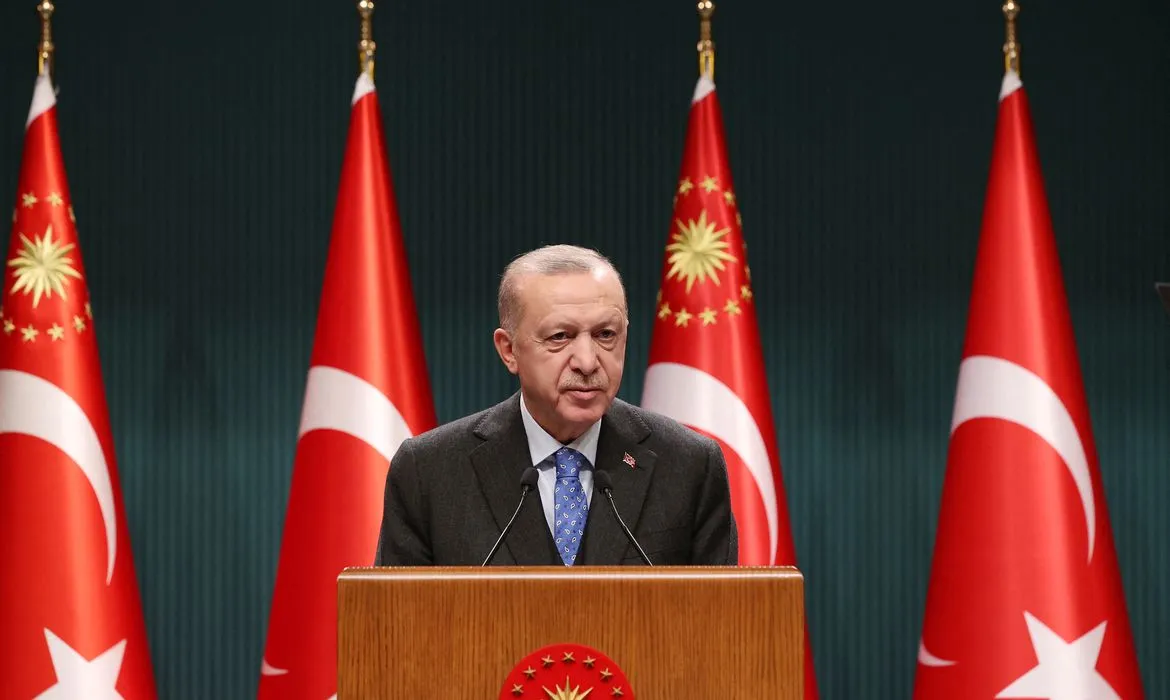 Recep Erdogan confirmou que votará contra a adesão dos países nórdicos na aliança militar.