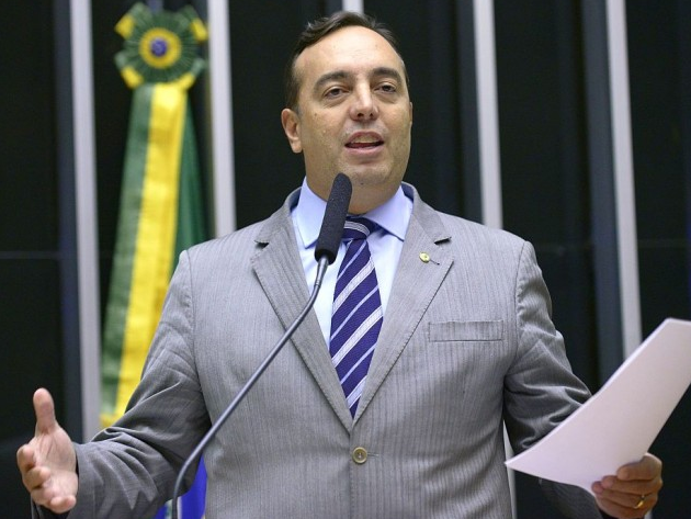 Deputado estadual mais votado do Paraná pode perder o mandato por disseminação de fake news