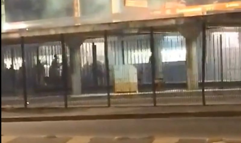 Torcedores de São Paulo e Palmeiras brigam em estação de trem da zona leste