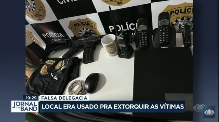 Falsa delegacia foi montada para extorquir vítimas de golpe do nudes Reprodução / Jornal da Band