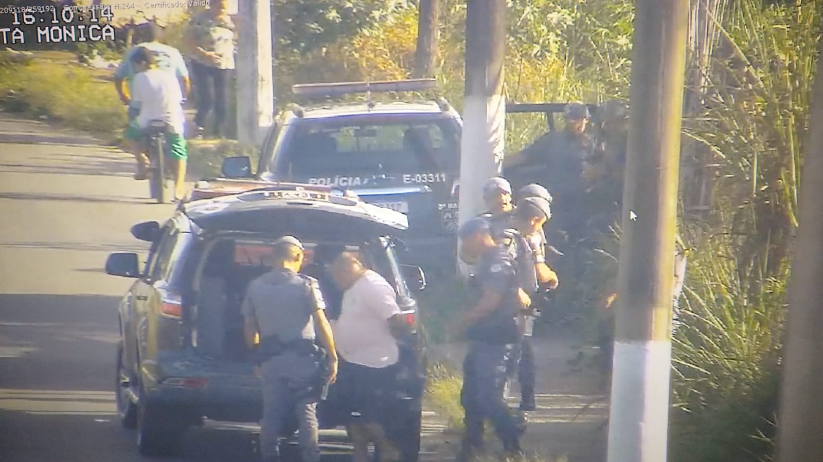 Carro furtado em Cachoeira Paulista é recuperado em Guaratinguetá Divulgação/COI Guaratinguetá