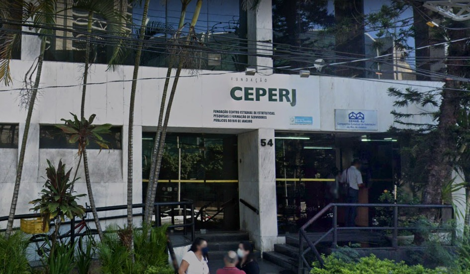 Ceperj e Seplag firmam parceria para formação continuada de servidores do RJ