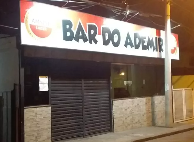 Frequentadores do bar foram hostilizados Redes Sociais