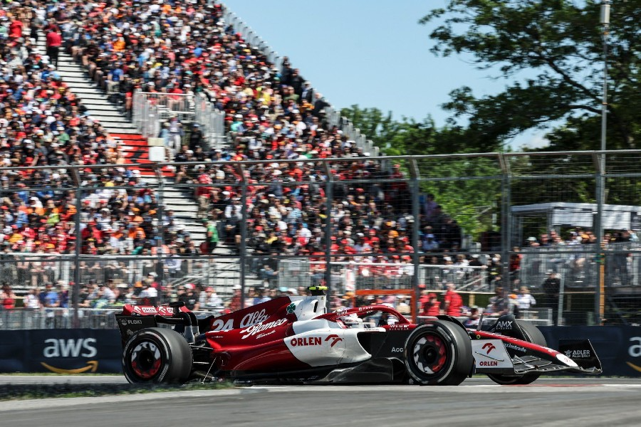 Guanyu Zhou (Alfa Romeo) no GP do Canadá 2022 Alfa Romeo Orlen